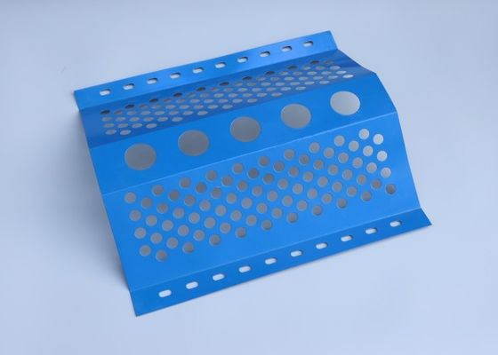 2.4m स्क्वायर होल पंच्ड मेटल शीट मल्टीफंक्शनल सेफ्टी और वेंटिलेशन शीट्स