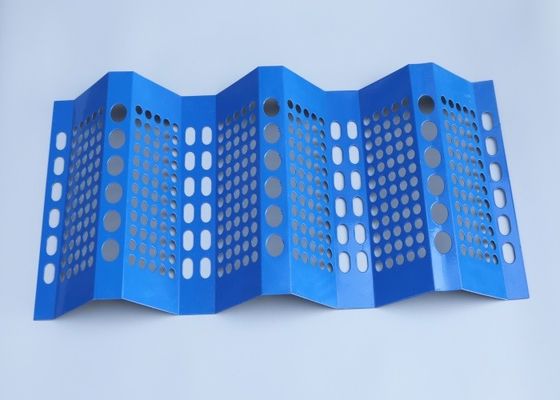 2.4m स्क्वायर होल पंच्ड मेटल शीट मल्टीफंक्शनल सेफ्टी और वेंटिलेशन शीट्स