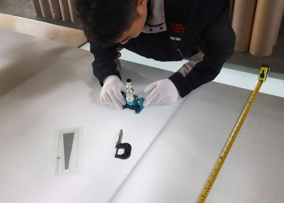 2205 डुप्लेक्स स्टेनलेस स्टील बुना तार जाल रोल दबाव पोत में इस्तेमाल किया