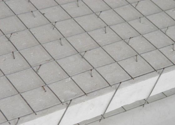 दीवारों के लिए BWG14 से BWG24 4x4 वेल्डेड वायर मेष पैनल 3 डी ईपीएस पैनल एंटीरस्ट