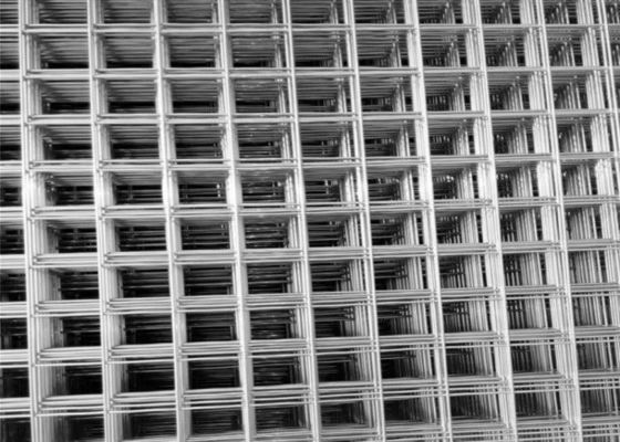 अनुकूलन जस्ती वेल्डेड वायर मेष शीट्स वेल्डमेश सुरक्षा बाड़ लगाना 5.2 मी