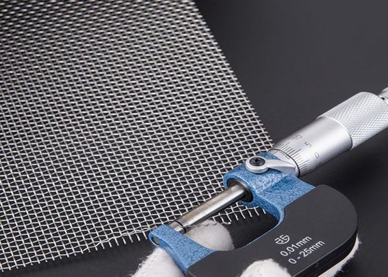 बुना हुआ AISI316 स्टेनलेस स्टील फिल्ट्रेशन मेश एक्सट्रूडर स्क्रीन मेश