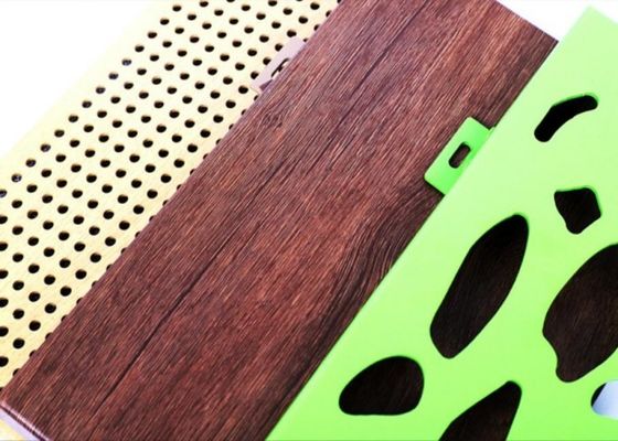 एंटी ह्यूमिडिटी छिद्रित एल्युमिनियम फेकाडे प्लेट फ्लोरोकार्बन कोटिंग