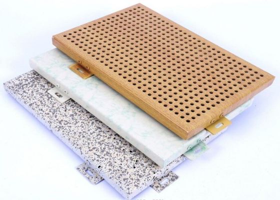 एंटी ह्यूमिडिटी छिद्रित एल्युमिनियम फेकाडे प्लेट फ्लोरोकार्बन कोटिंग