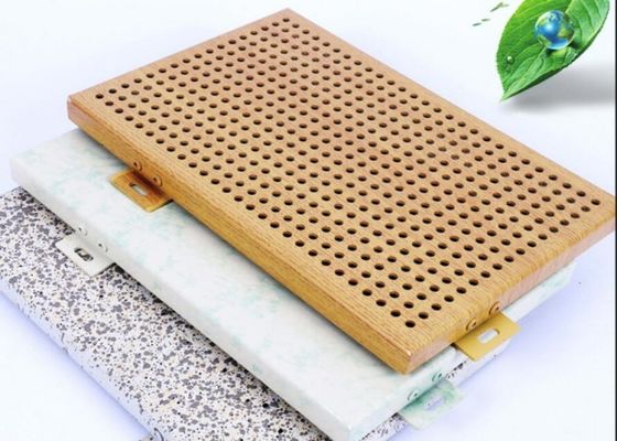 एंटी ह्यूमिडिटी छिद्रित एल्युमिनियम फेकाडे प्लेट फ्लोरोकार्बन कोटिंग