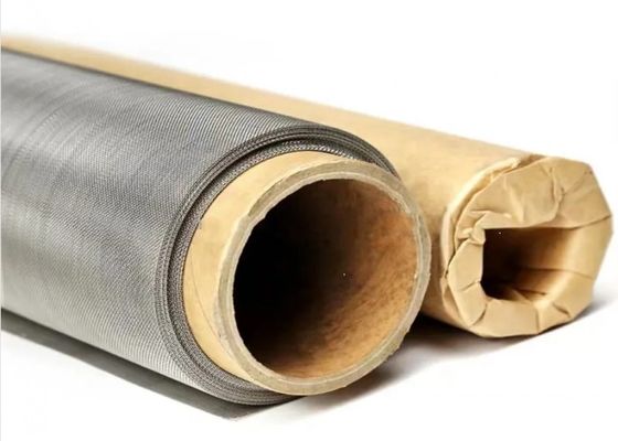 ISO9001 प्रमाणन के साथ 10 20 30 40 50 स्क्वायर होल बुना वायर मेष स्क्रीन