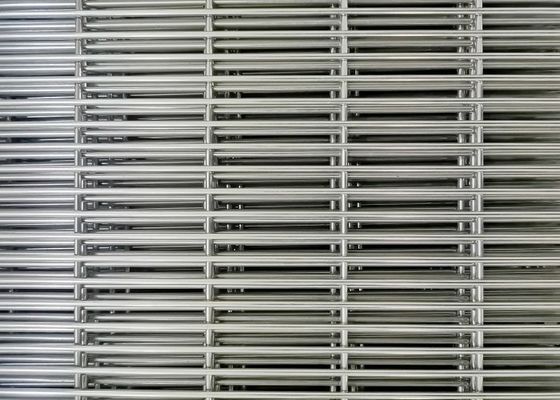 घर्षण प्रतिरोधी फ़िल्टर स्क्रीन मेष का उपयोग खनन और उत्खनन कार्यों में किया जाता है