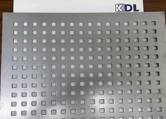 पीवीसी कोटिंग के साथ गोल छेद स्टेनलेस स्टील छिद्रित जाल शीट