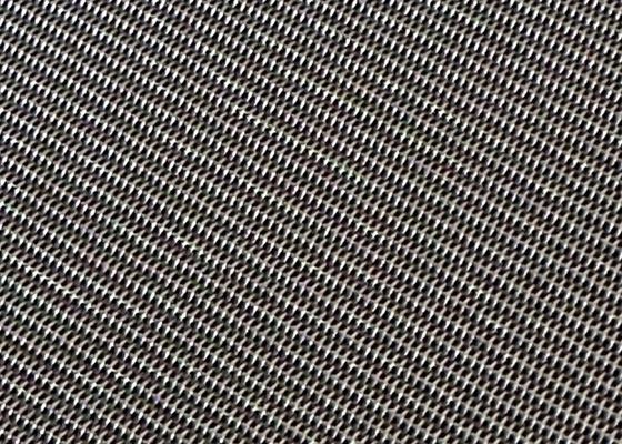 औद्योगिक फ़िल्टरिंग उपयोग के लिए विभिन्न बुनाई प्रकारों के साथ रोल में लचीला स्टेनलेस स्टील वायर मेष स्क्रीन