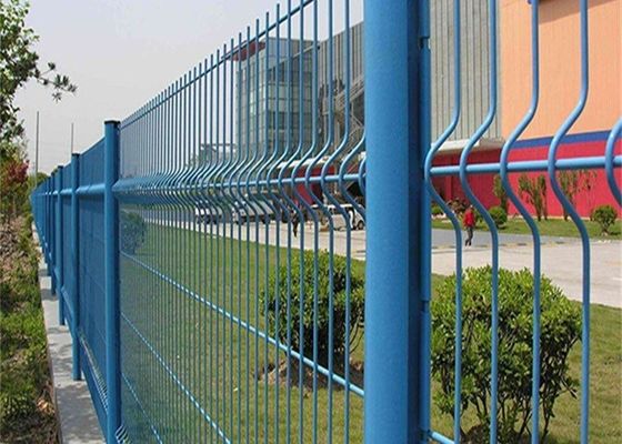 सुरक्षा बाड़ के लिए एंटी रस्ट कार्बन स्टील पीवीसी लेपित वेल्डेड वायर मेष