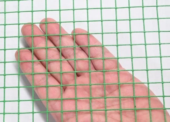 पीवीसी लेपित चौकोर छेद वेल्डेड तार जाल के साथ 1/4 '' 3/8 'और 3/4' छेद के आकार के लिए सुरक्षा पिंजरे और पशुओं के लिए