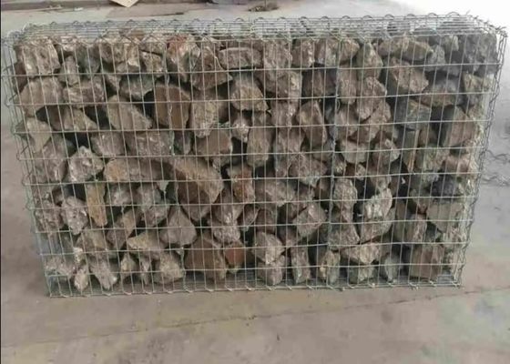बाहरी दीवारों के निर्माण के लिए 2.5-3.7 मिमी जस्ती वेल्डेड वायर मेष गेबियन स्टील मेष