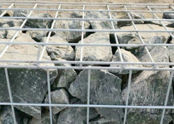 मिट्टी के ठोस निर्माण के लिए वेल्डेड गेबियन मेश